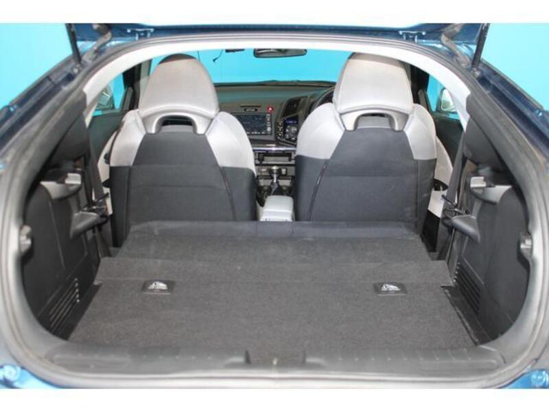 CR-Z
