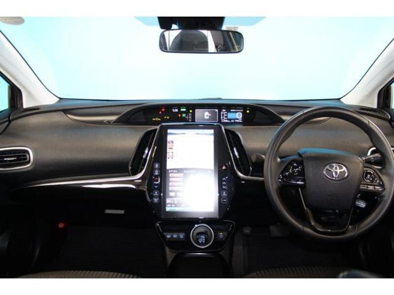 PRIUS PHV
