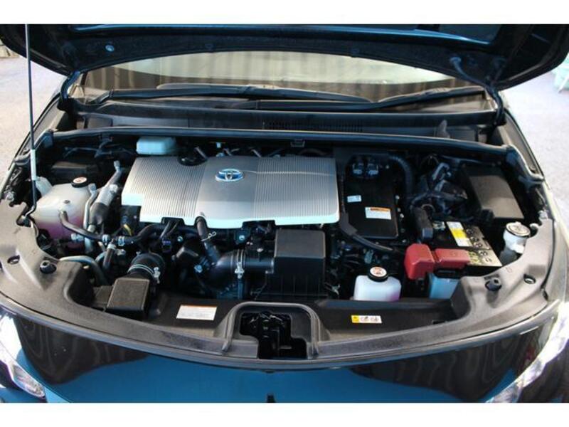 PRIUS PHV