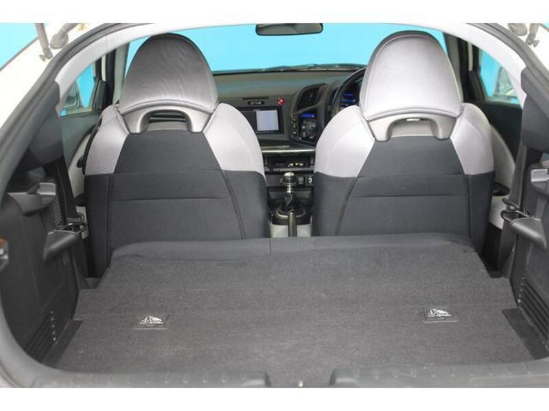 CR-Z