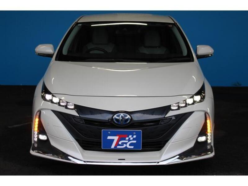PRIUS PHV