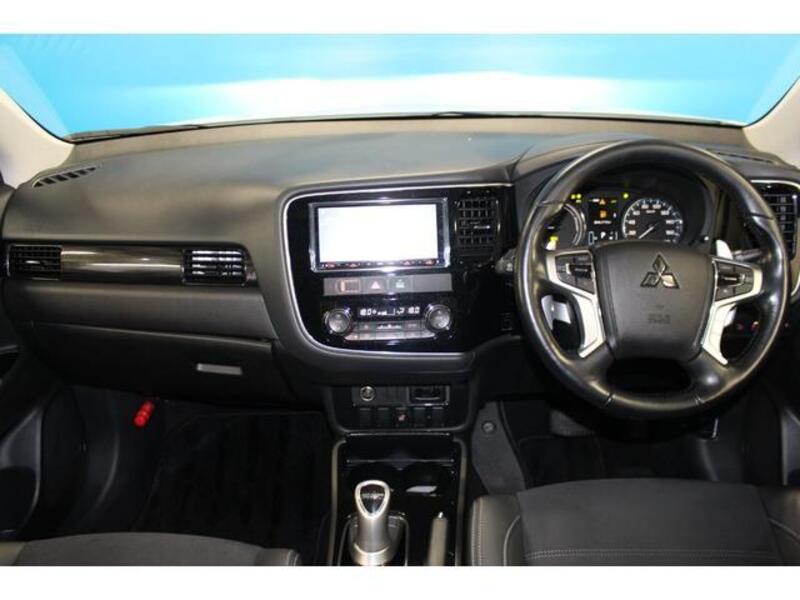 OUTLANDER PHEV