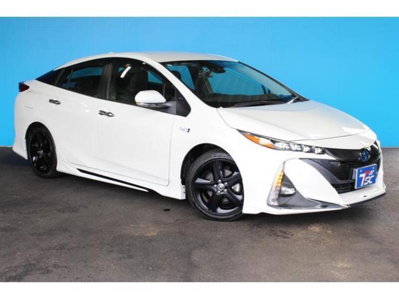 PRIUS PHV