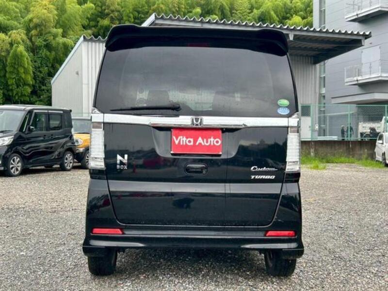 N BOX CUSTOM