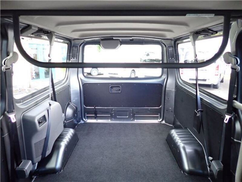 NV350 CARAVAN