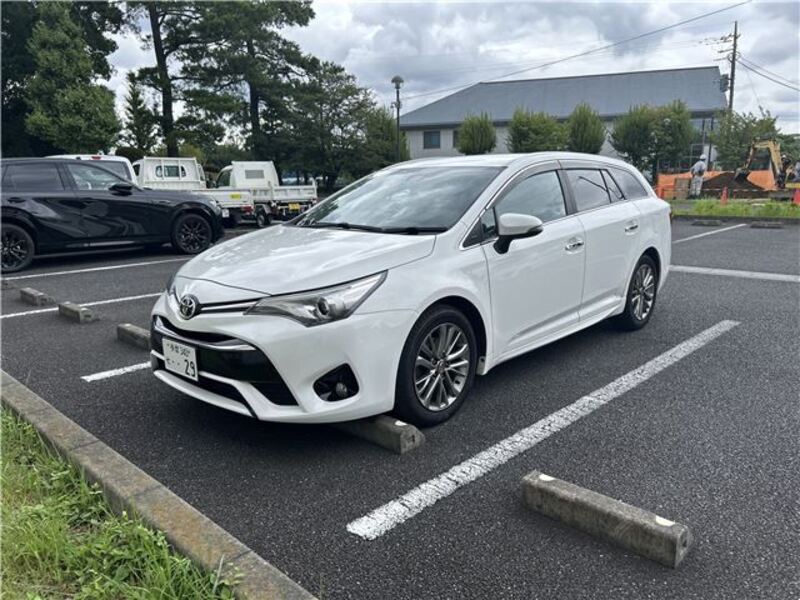 TOYOTA AVENSIS WAGON