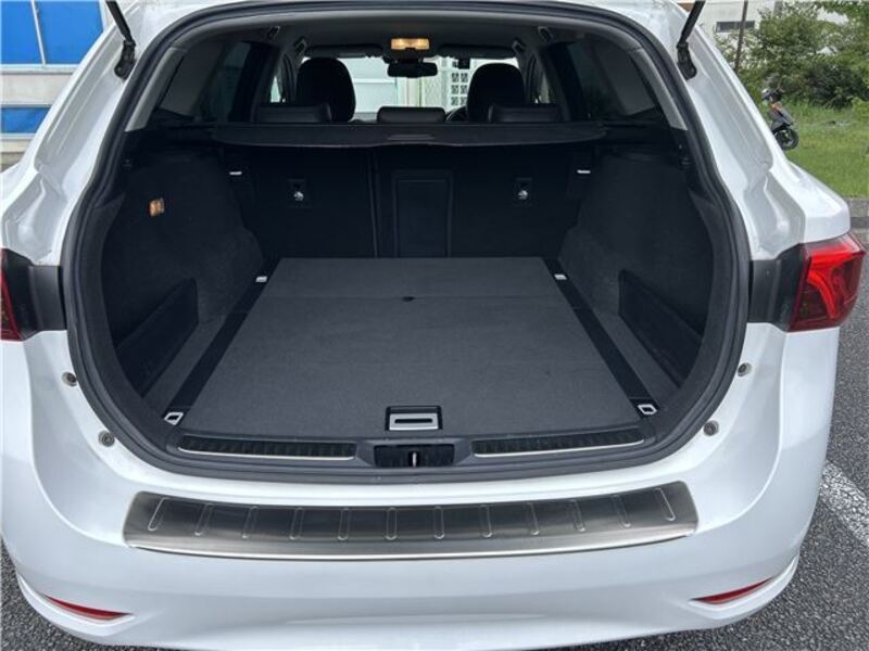 AVENSIS WAGON