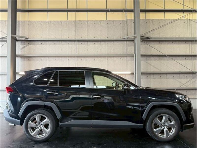 RAV4