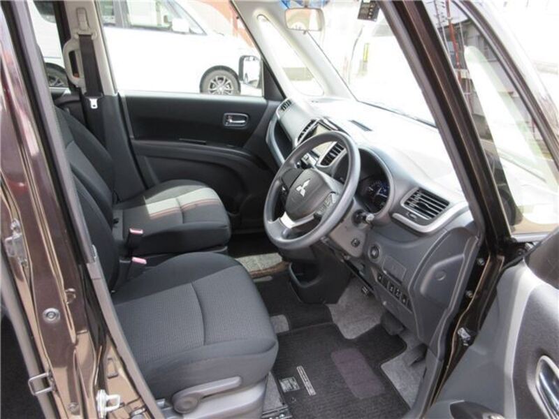 DELICA D2