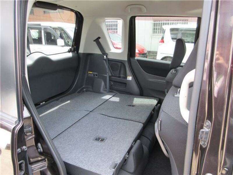 DELICA D2