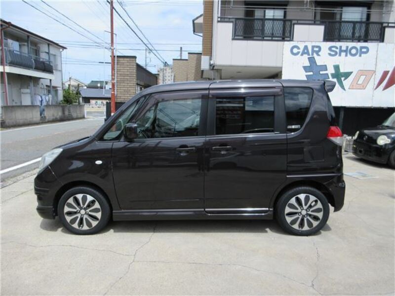 DELICA D2