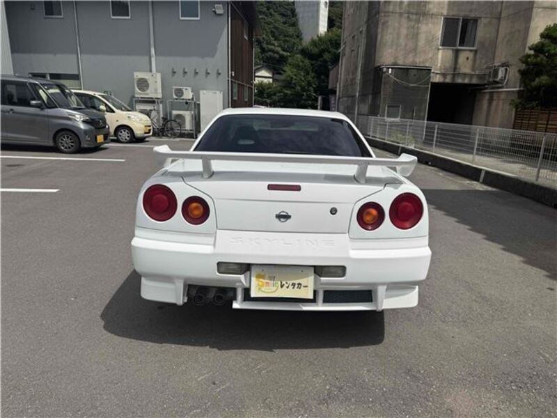SKYLINE