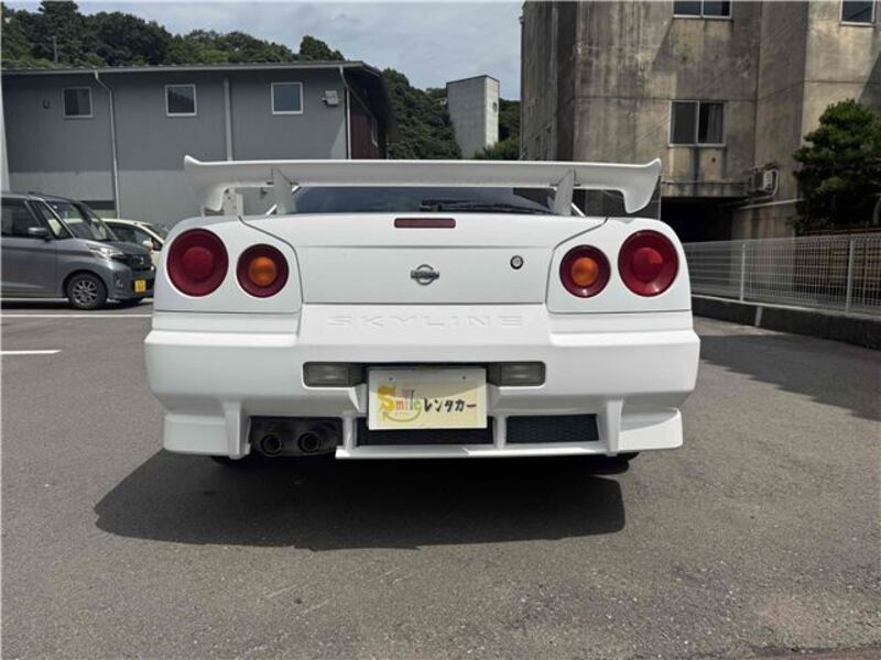 SKYLINE