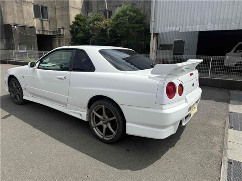 SKYLINE