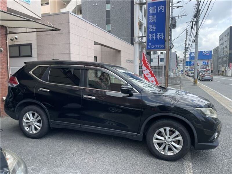 X-TRAIL