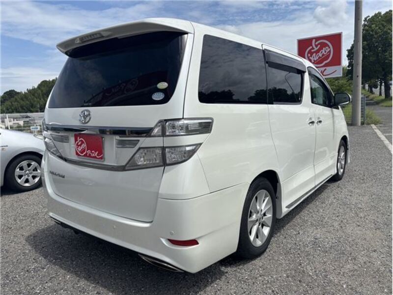 VELLFIRE
