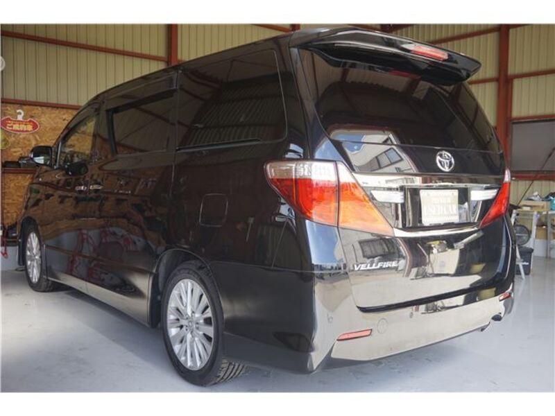 VELLFIRE