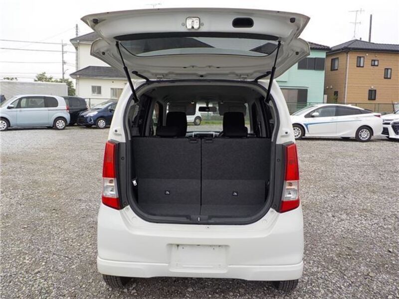 WAGON R