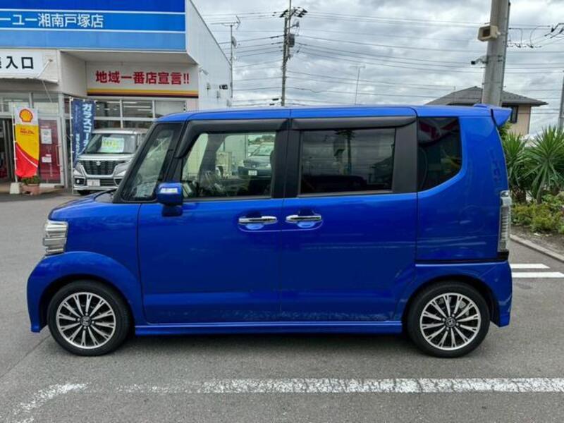 N BOX CUSTOM