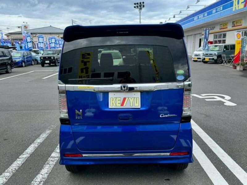 N BOX CUSTOM
