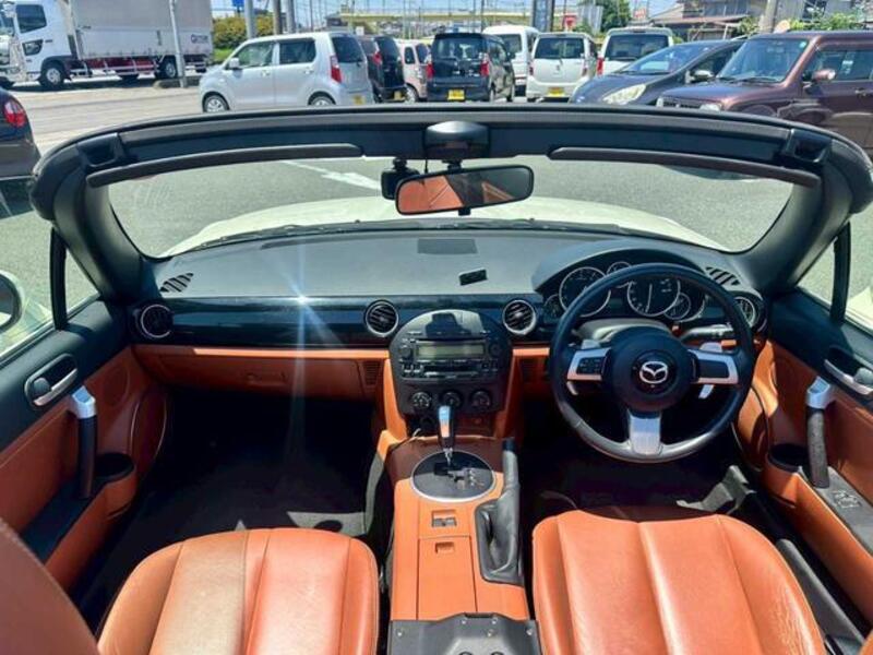 ROADSTER