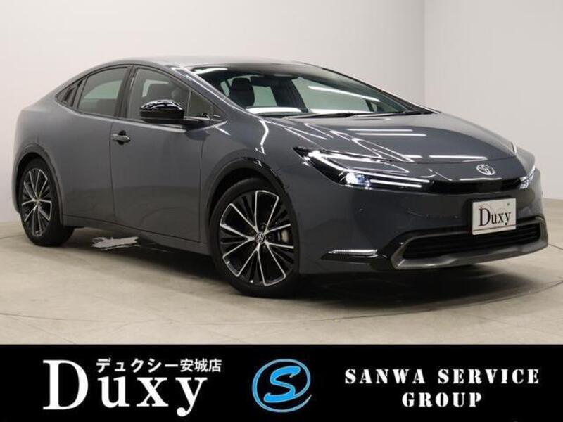 TOYOTA PRIUS