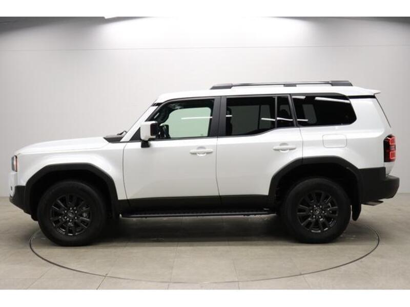 LAND CRUISER 250