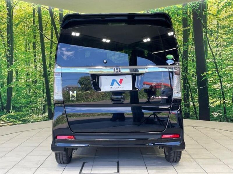 N BOX CUSTOM