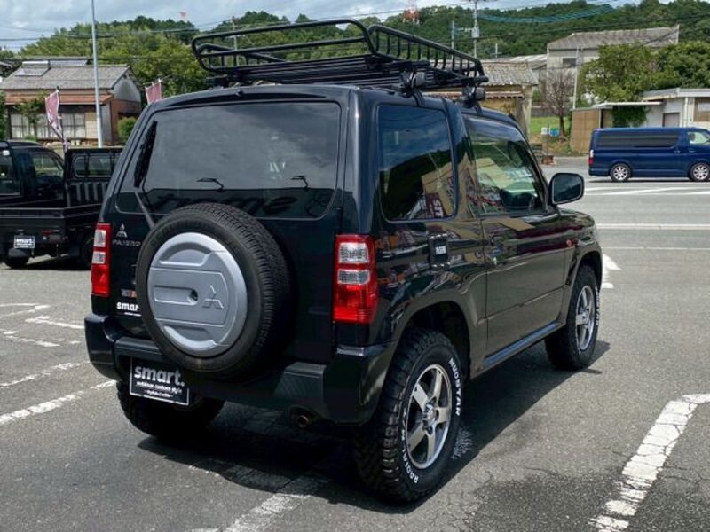 PAJERO MINI