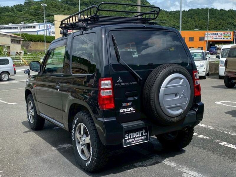 PAJERO MINI