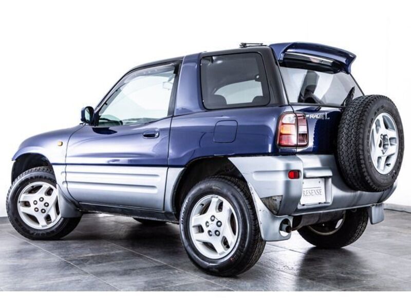 RAV4