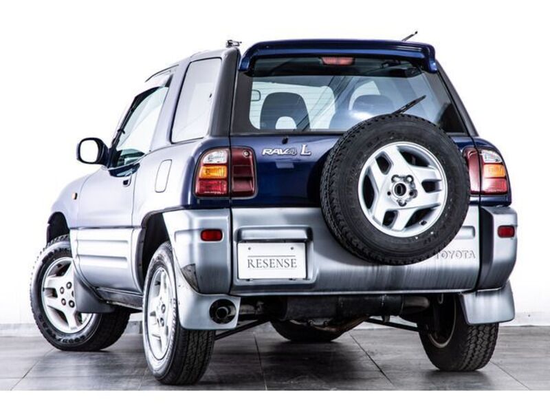 RAV4