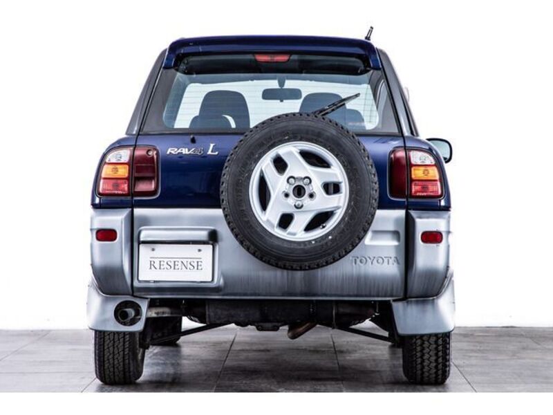 RAV4