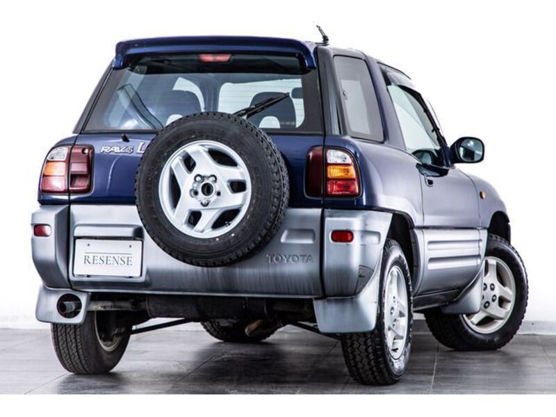 RAV4