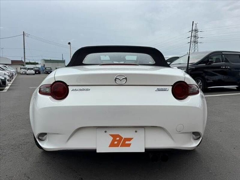 ROADSTER