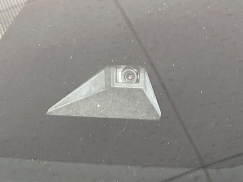 COROLLA CROSS