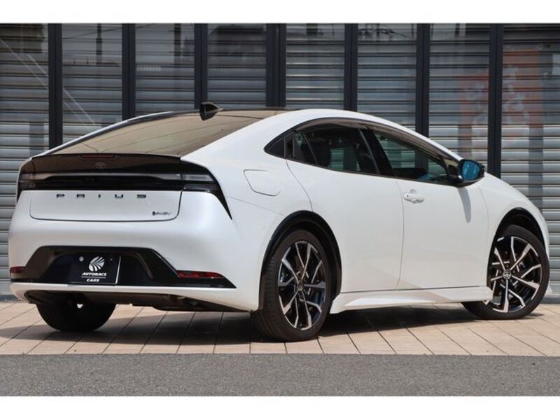 PRIUS PHV