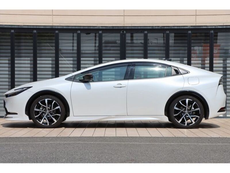 PRIUS PHV