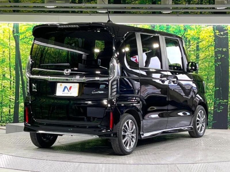 N BOX CUSTOM