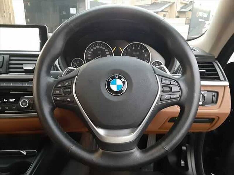 4 SERIES