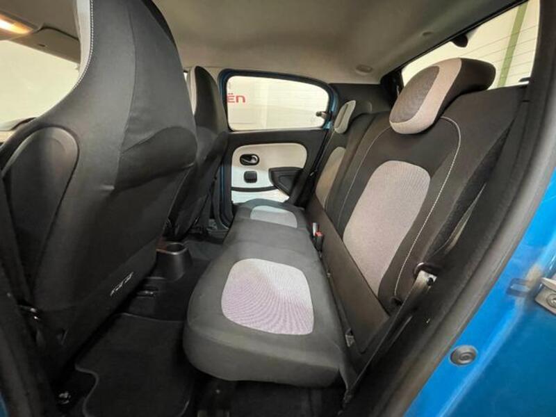 TWINGO