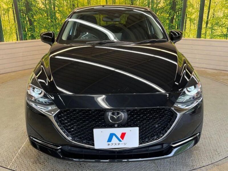 MAZDA2