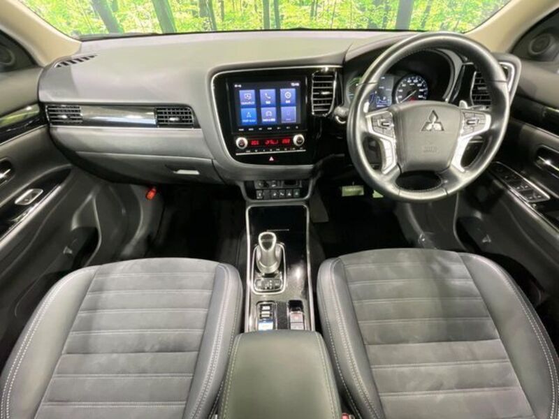 OUTLANDER PHEV