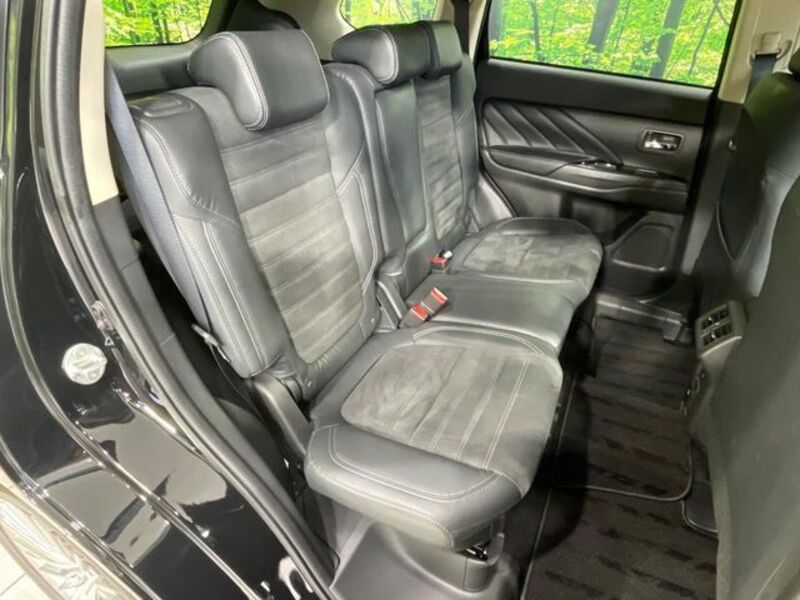 OUTLANDER PHEV
