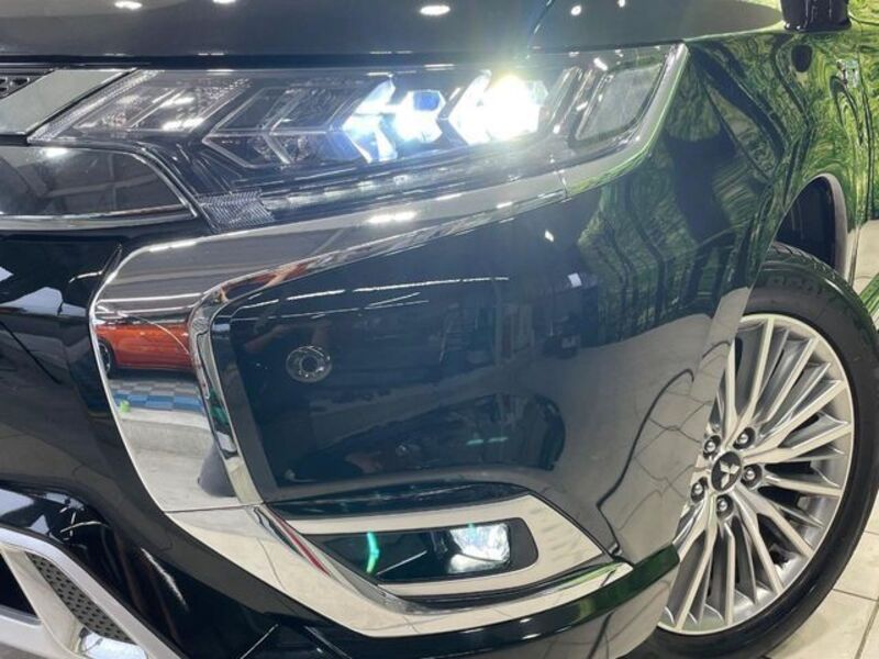 OUTLANDER PHEV
