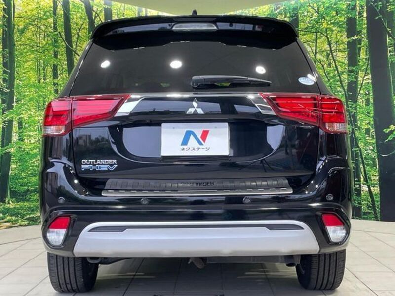 OUTLANDER PHEV
