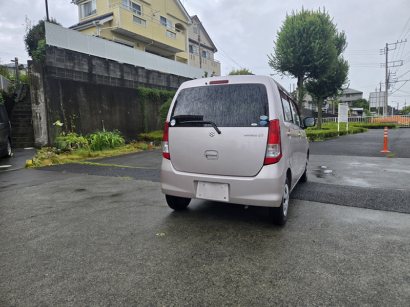 WAGON R