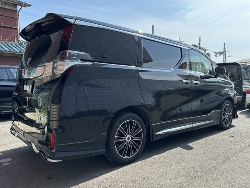 VELLFIRE