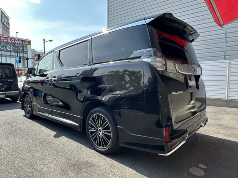 VELLFIRE