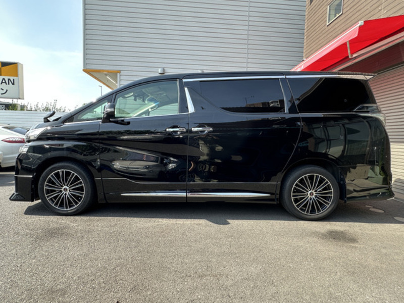 VELLFIRE